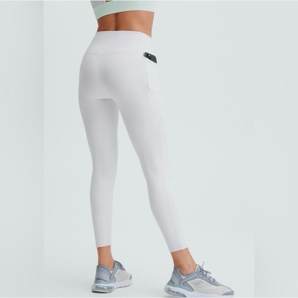 Fabletics White PureLuxe High-Waisted Crossover 7/8 Legging - Picture 2 of 8
